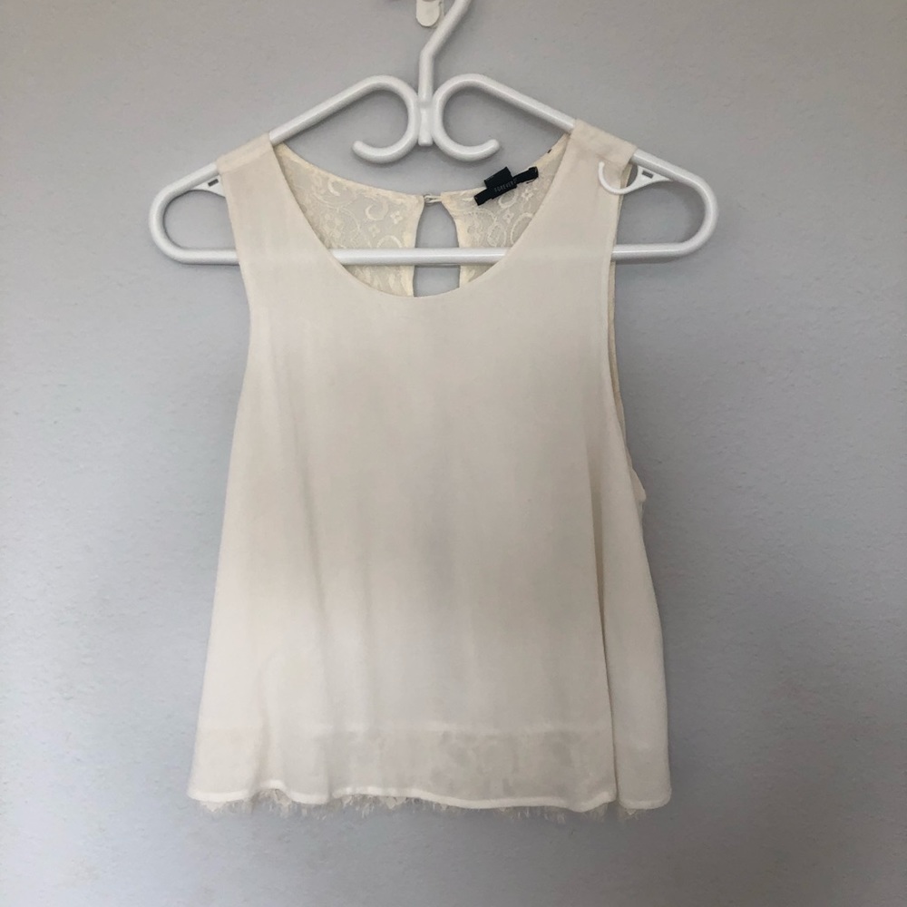 White flowy top with lace
